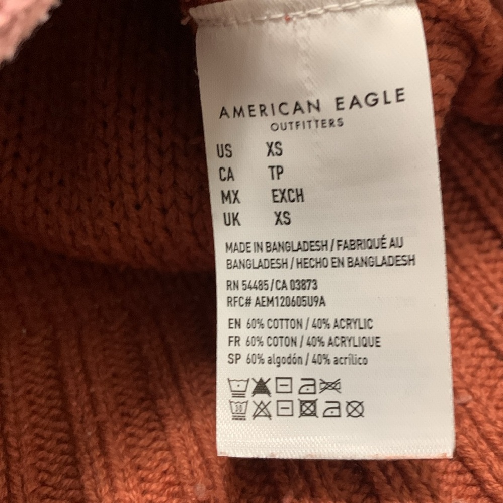 3/$15 AEO salmon/pink cropped oversized sweater cardigan size XS - Picture 5 of 6